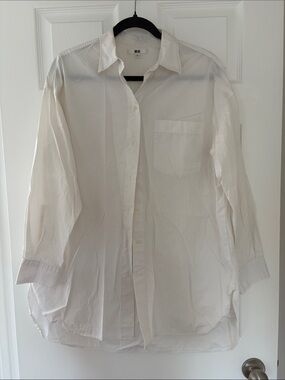 Uniqlo White Long-Sleeve Button Shirt with Pocket